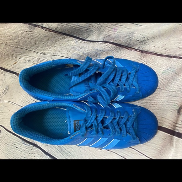 All blue adidas superstar - Picture 2 of 4
